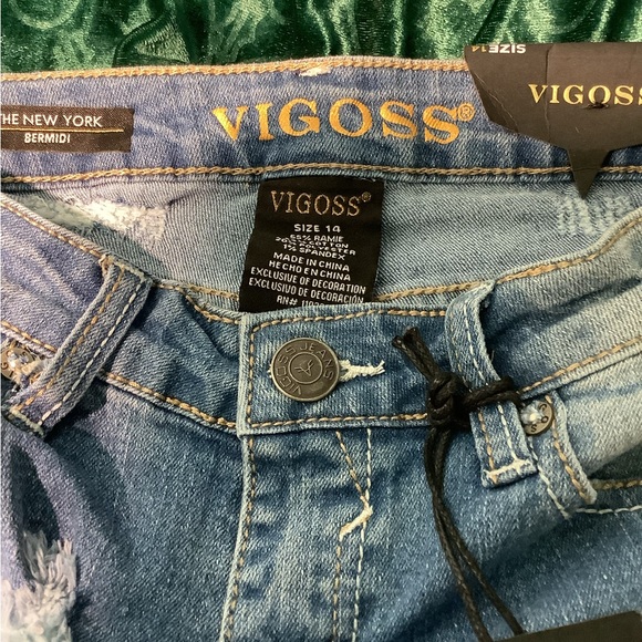 NWT VIGOSS Shorts for Girls w/Distressed & beautifully designed embroidery Sz 14 - Picture 3 of 6